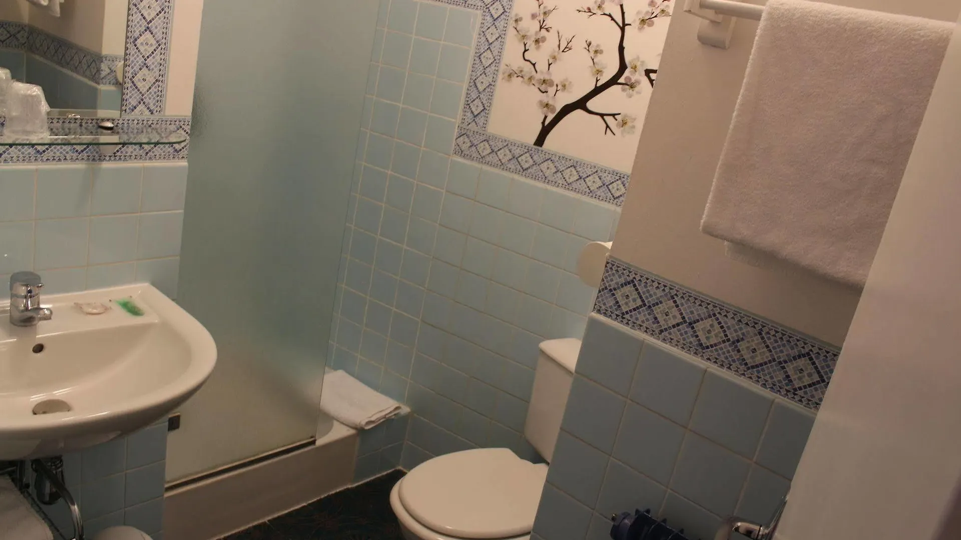 ** Szálloda Citotel Le France Redon Franciaország